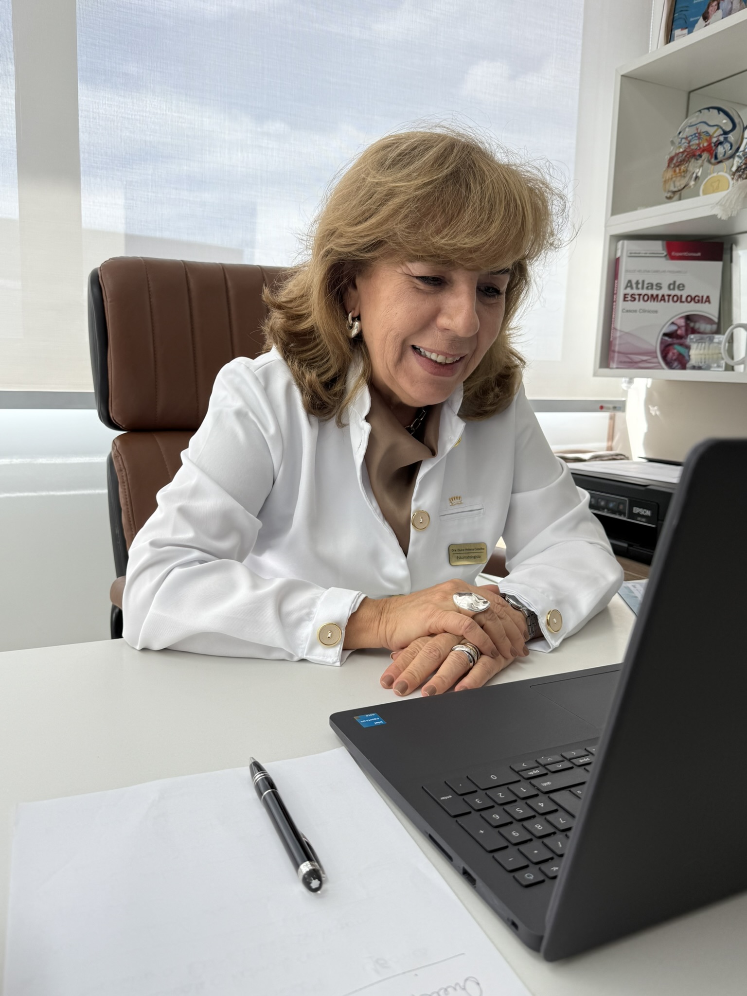 Consultas online e presencais Dra Dulce Helena